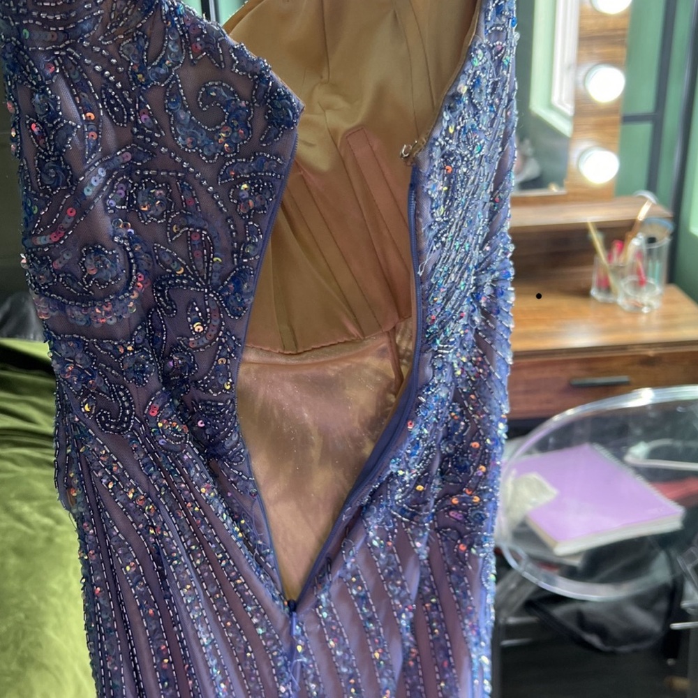 Prom or Hoco dress - Picture 5 of 11